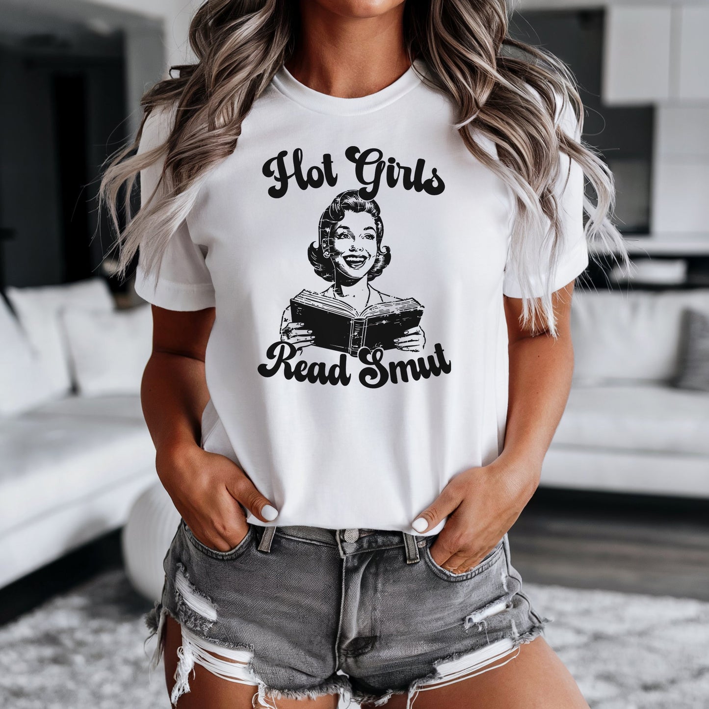 Hot Girls Read Smut T-Shirt